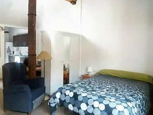 A1221 (1).jpeg